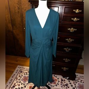 krisa V-Neck Twist Front Dress - Size L NWT